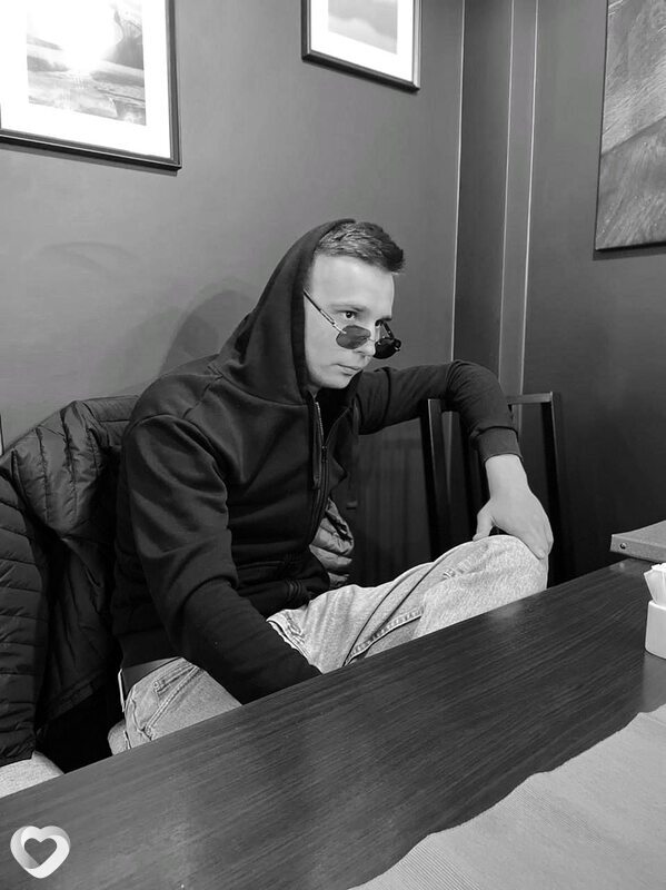 Юрий, 26, Москве — анкета №694055