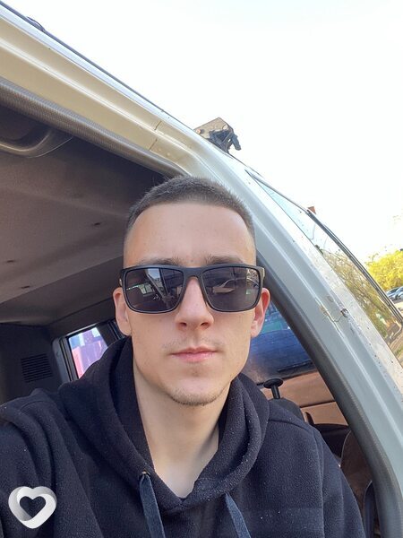Артём, 27, Санкт-Петербурге — анкета №694307
