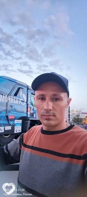 Евгений, 36, Горно-Алтайске — анкета №694213
