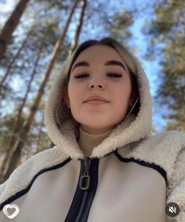 Арина, 20, Прокопьевске — анкета №694497