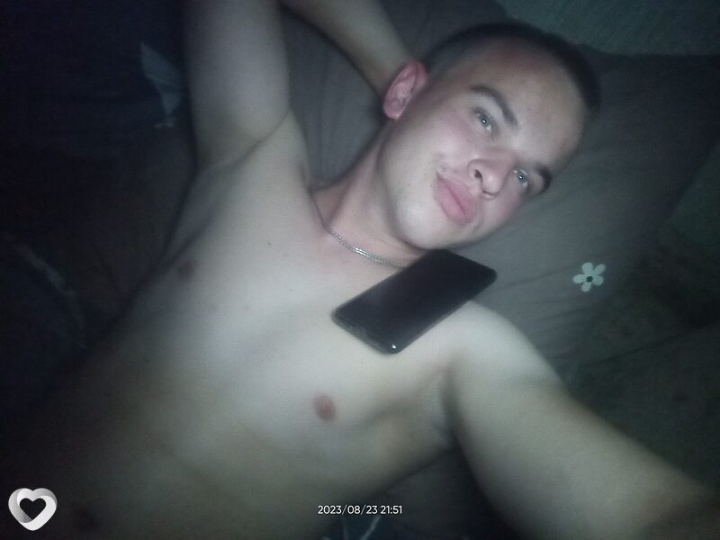 Вова, 23, Николаеве — анкета №694887