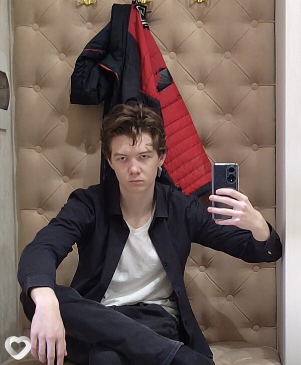 Даниил, 21, Белгороде — анкета №695298