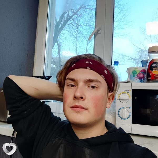 Артём, 22, Челябинске — анкета №695396