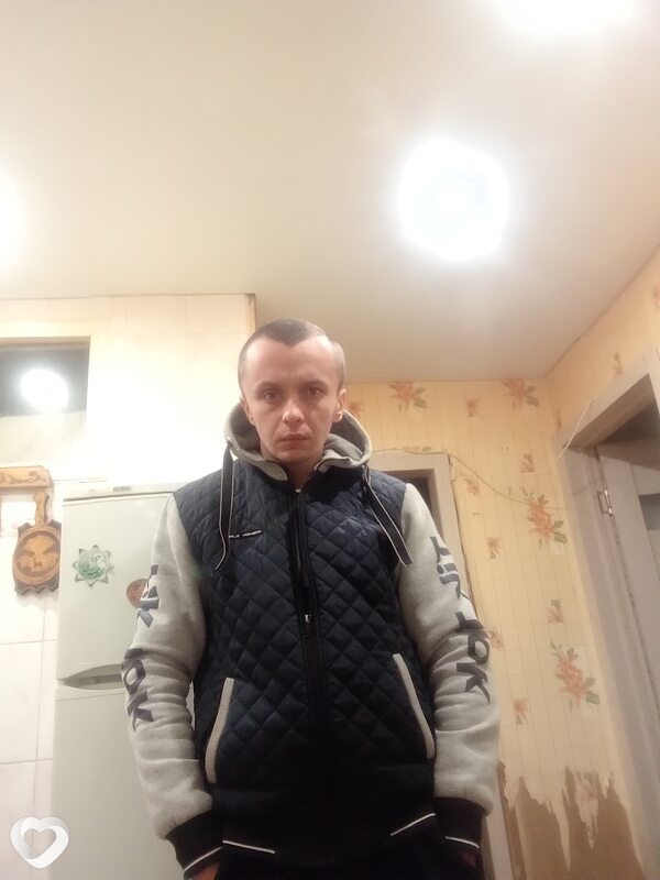 Максим, 36, Щекине — анкета №695744
