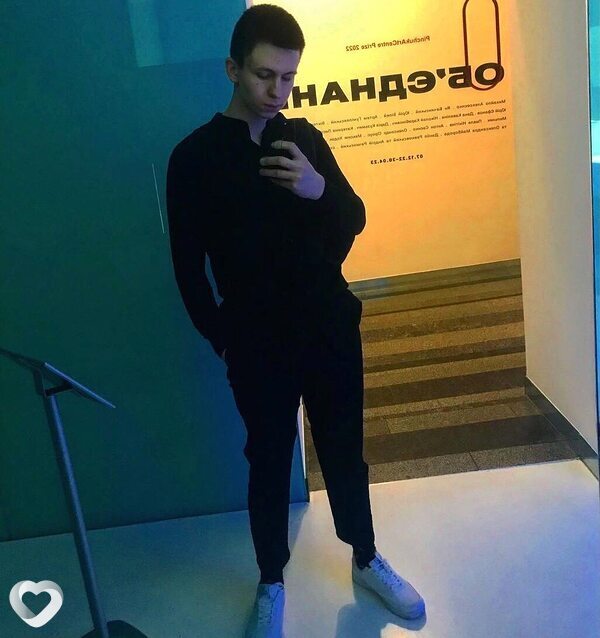 Саша, 23, Киеве — анкета №696053