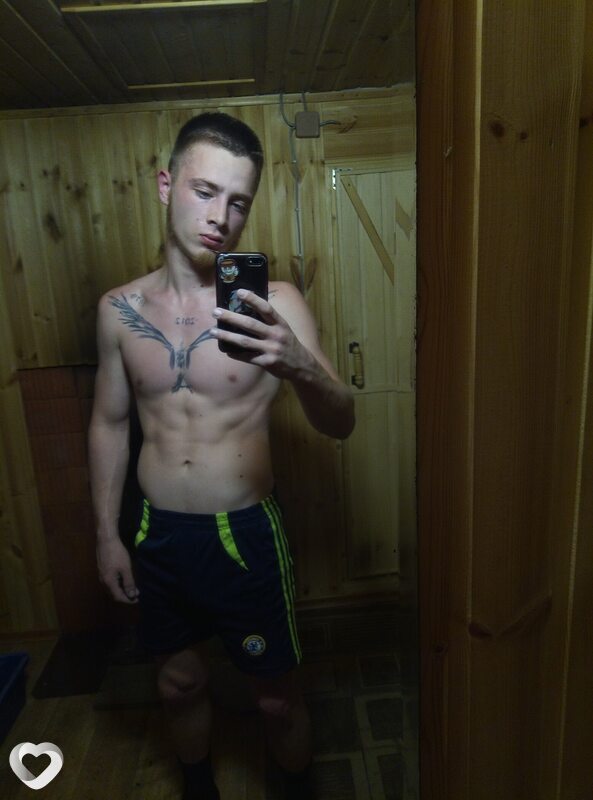 Кирилл, 21, Петрозаводске — анкета №696195