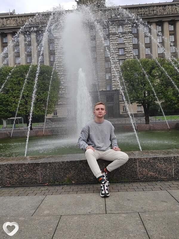 Илья, 28, Архангельске — анкета №696425