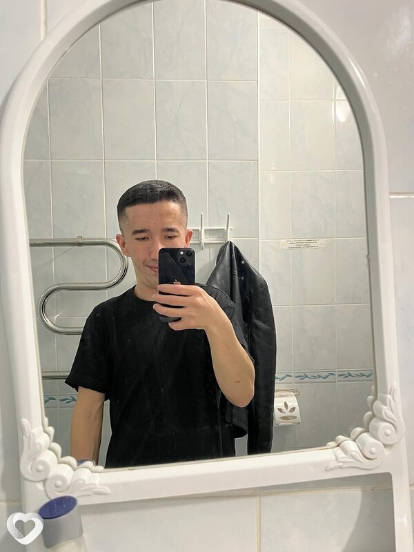 Дамир, 26, Барнауле — анкета №697665