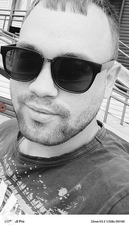 Виктор, 27, Горно-Алтайске — анкета №697428