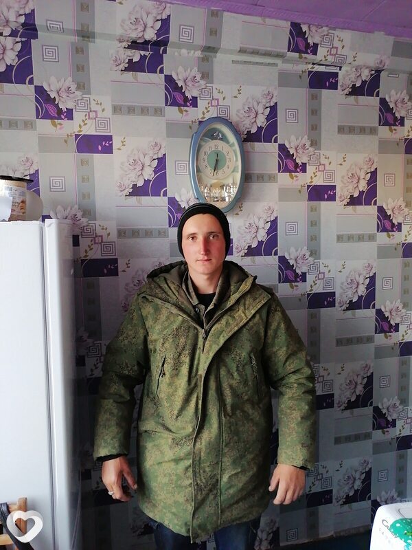 Вова, 33, Снежном — анкета №697591