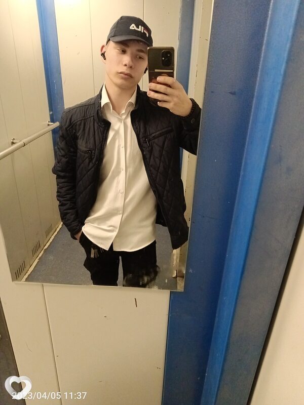 Александр, 23, Подольске — анкета №697563
