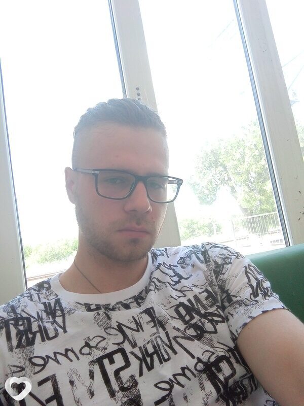 Дима, 26, Краснодаре — анкета №698290
