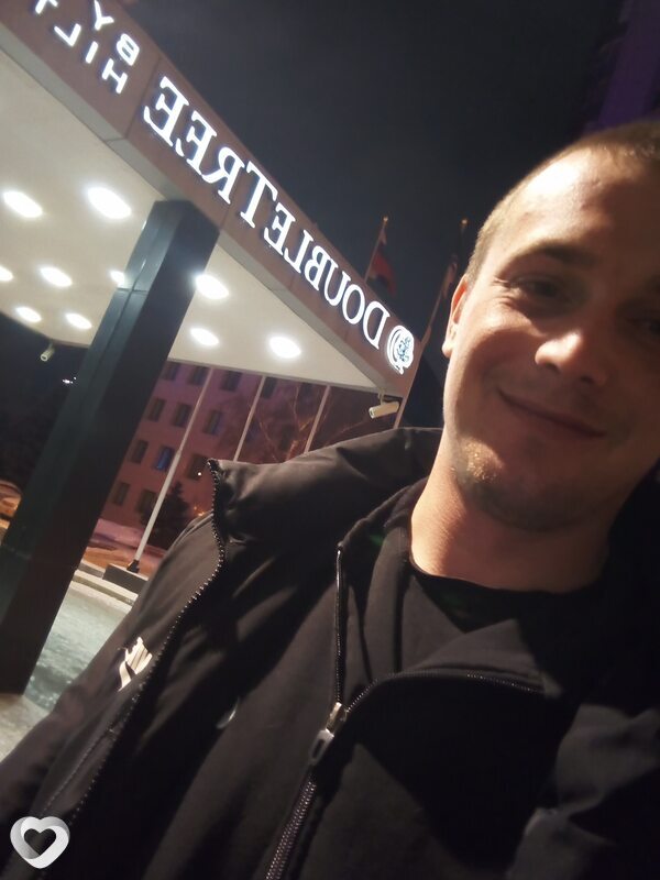 Виктор, 30, Светлограде — анкета №699210