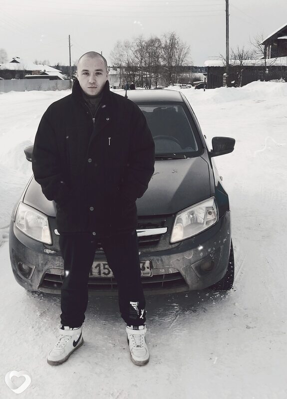 Jon, 27, Кирове — анкета №699112