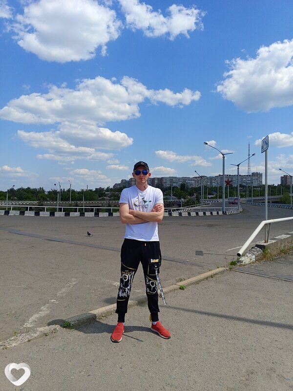 Дмитрий, 23, Киеве — анкета №699477