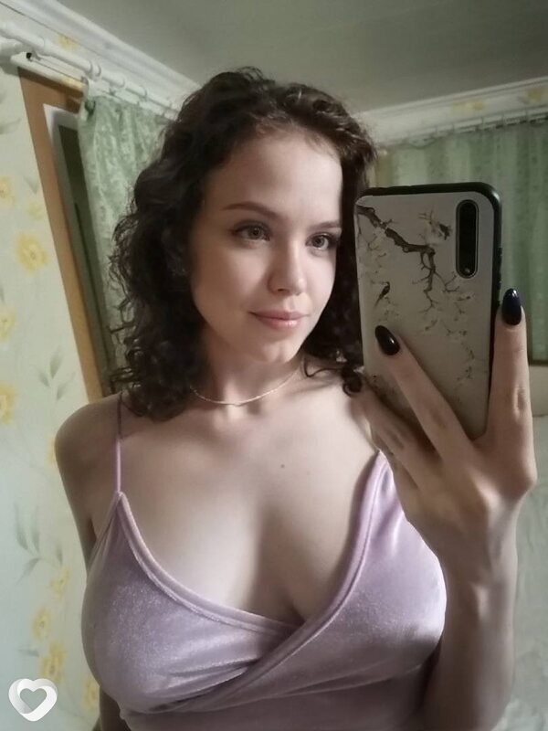 Ксения, 21, Донецк (Ростовская Обл.) — анкета №700527