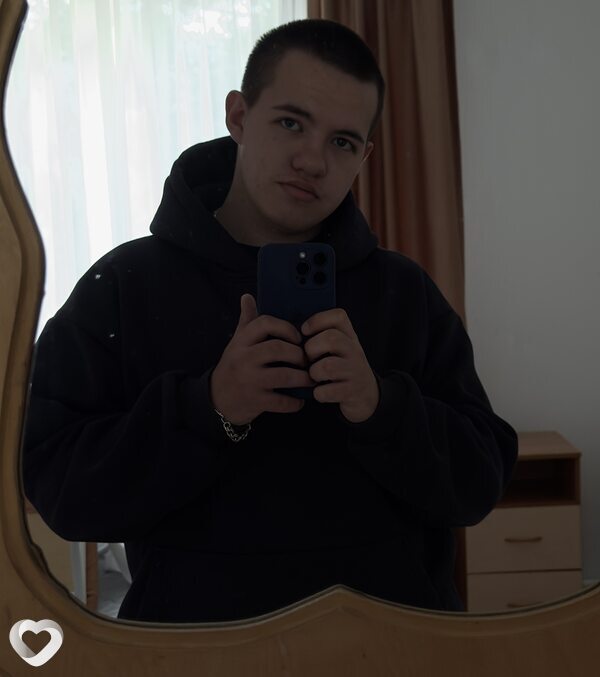 Александр, 21, Чите — анкета №700723