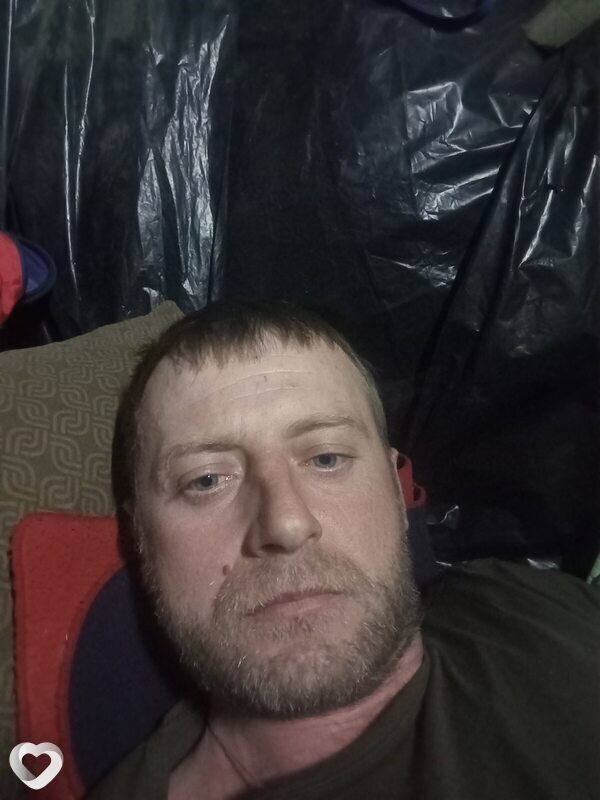 Виктор, 38, Знаменске — анкета №701754