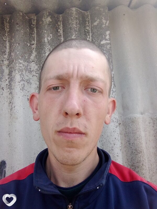 Геннадий, 28, Льгове — анкета №702213