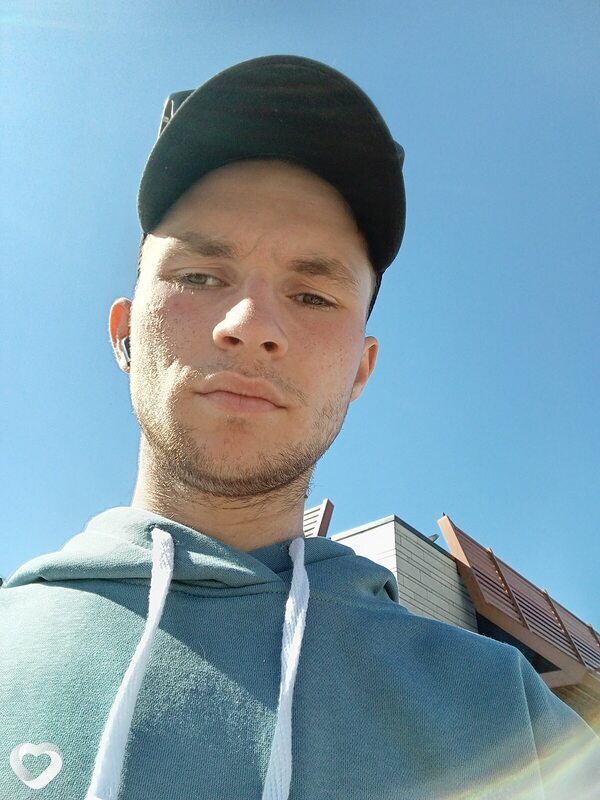 Миша, 24, Ижевске — анкета №702285