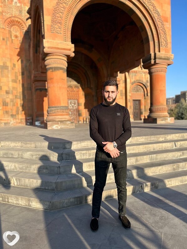 Артур, 27, Омске — анкета №702375