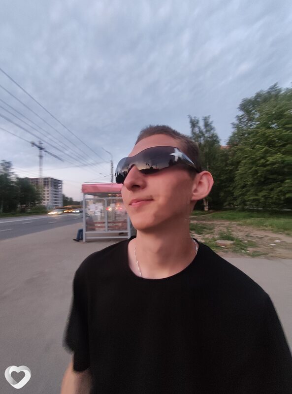 Артем, 21, Ижевске — анкета №702469