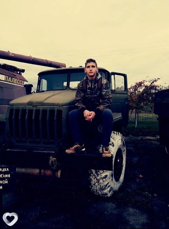 Артём, 22, Могилев — анкета №702640