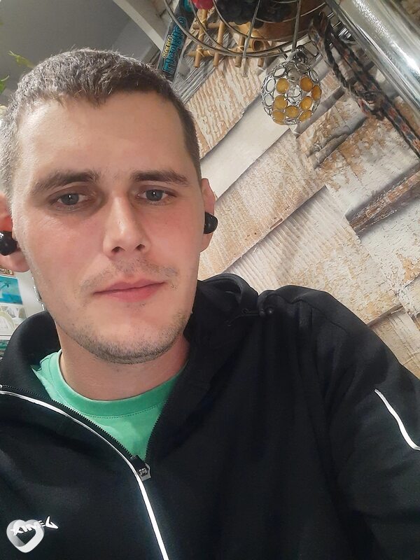 Александр, 31, Воткинске — анкета №703008
