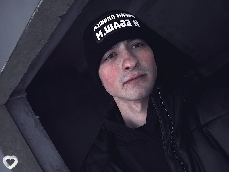 Илья, 24, Красноярске — анкета №702880