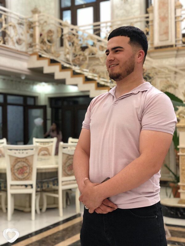 Павел, 27, Москве — анкета №703438