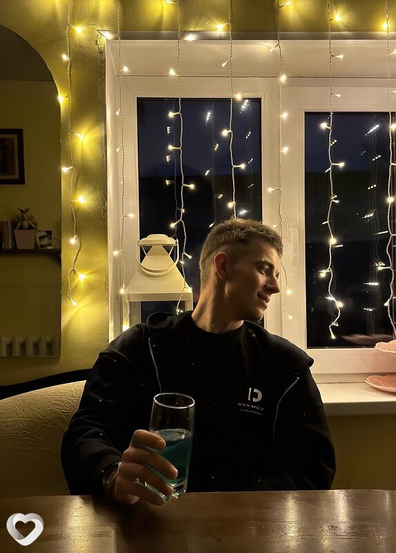 Юрий, 23, Оренбурге — анкета №703482