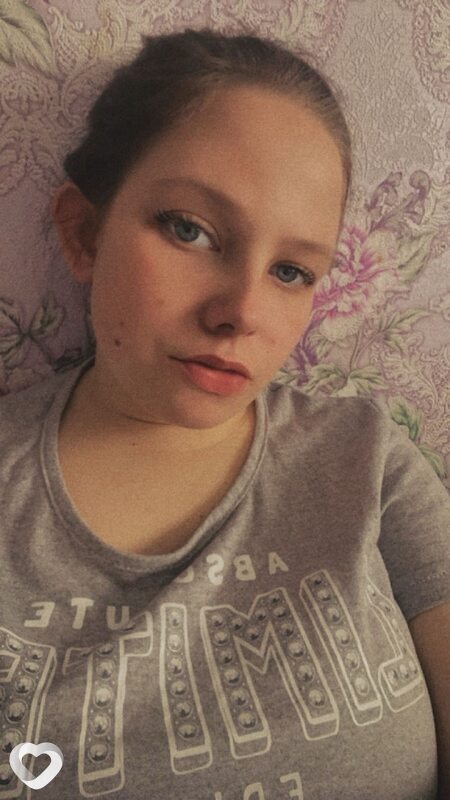 Лиза, 23, Южно-Сахалинске — анкета №704169