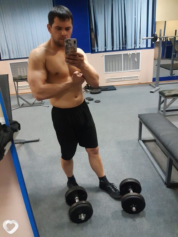 Александр, 33, Уссурийске — анкета №703901