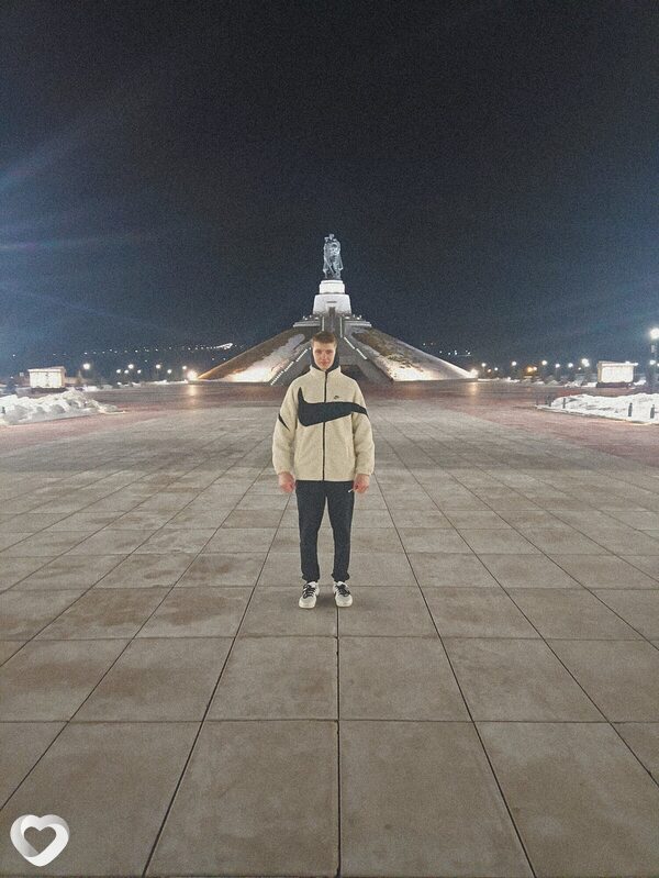Витек, 22, Москве — анкета №704360