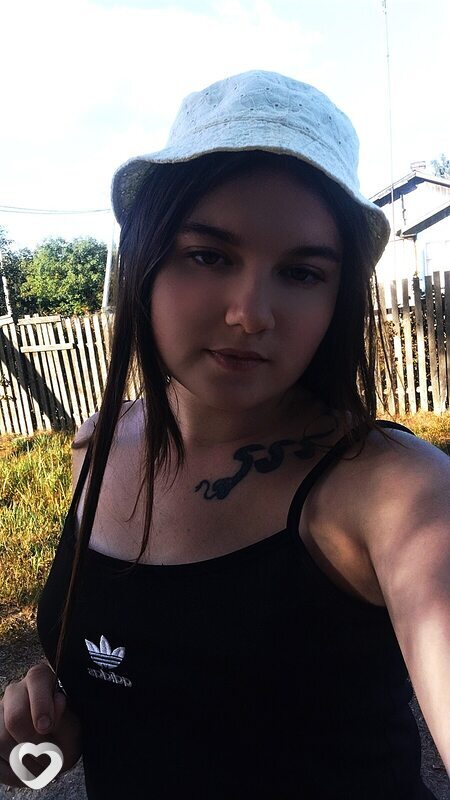 Виолетта, 25, Буда-Кошелеве — анкета №703941