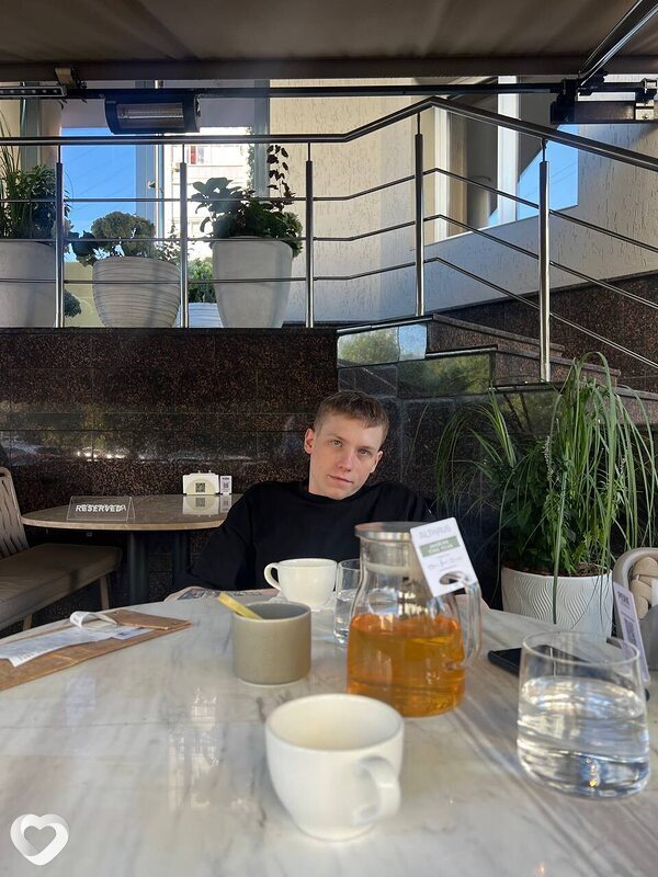 Артём, 23, Саратове — анкета №706920