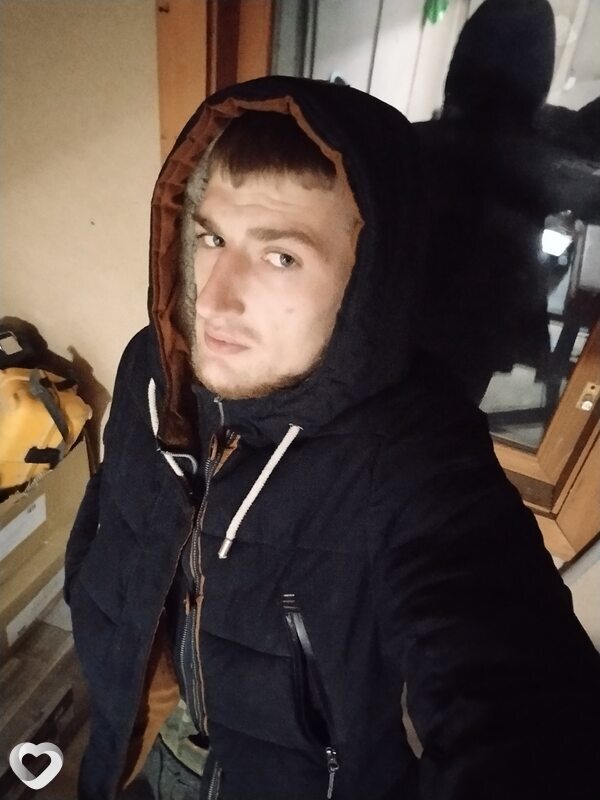 Валентин, 26, Чериков — анкета №707650