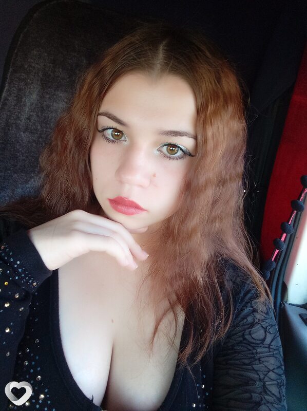 Александра, 21, Омске — анкета №707817