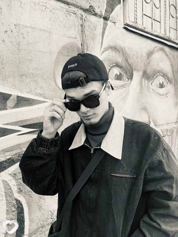 Кирилл, 21, Москве — анкета №708368