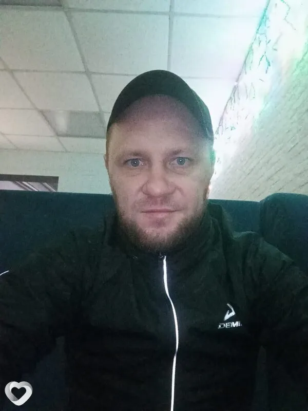 Евгений, 38, Новоалтайске — анкета №708741
