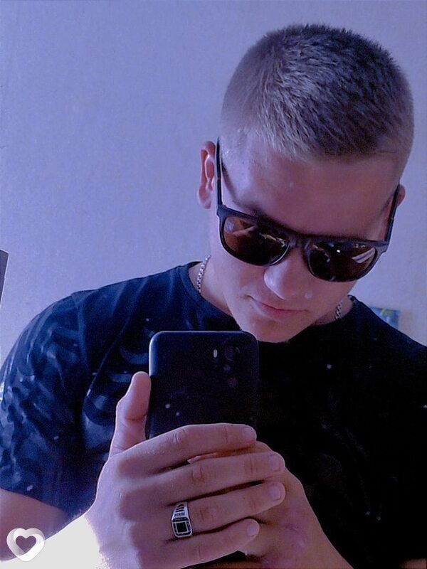 Алексей, 23, Омске — анкета №709067