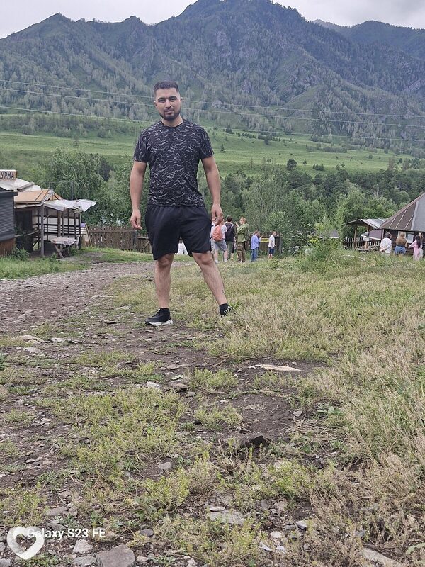 Рамиз, 31, Новосибирске — анкета №709669
