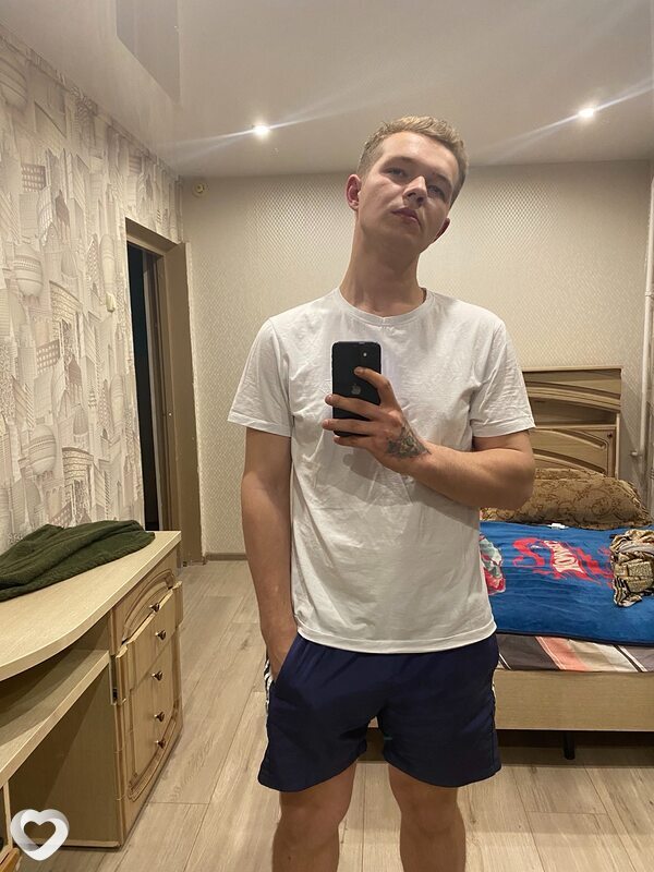 Даня, 25, Слуцке — анкета №710195