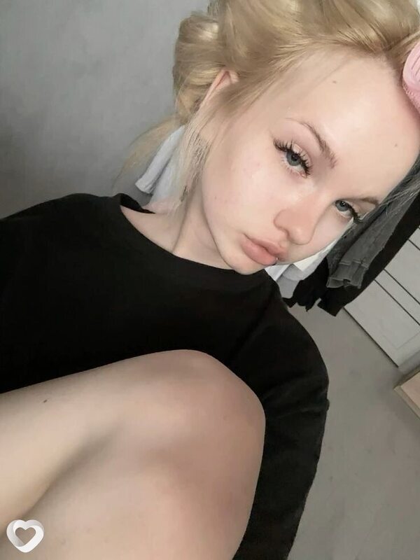 Оленька, 20, Москве — анкета №710660
