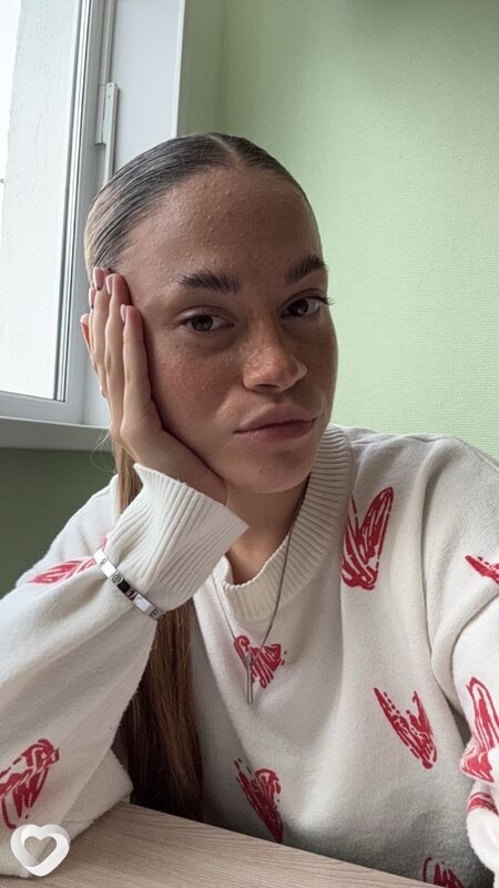 Ангелина, 21, Екатеринбурге — анкета №712103
