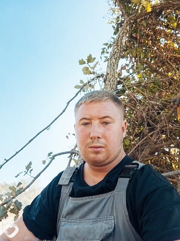 Коля, 24, Симферополе — анкета №711698