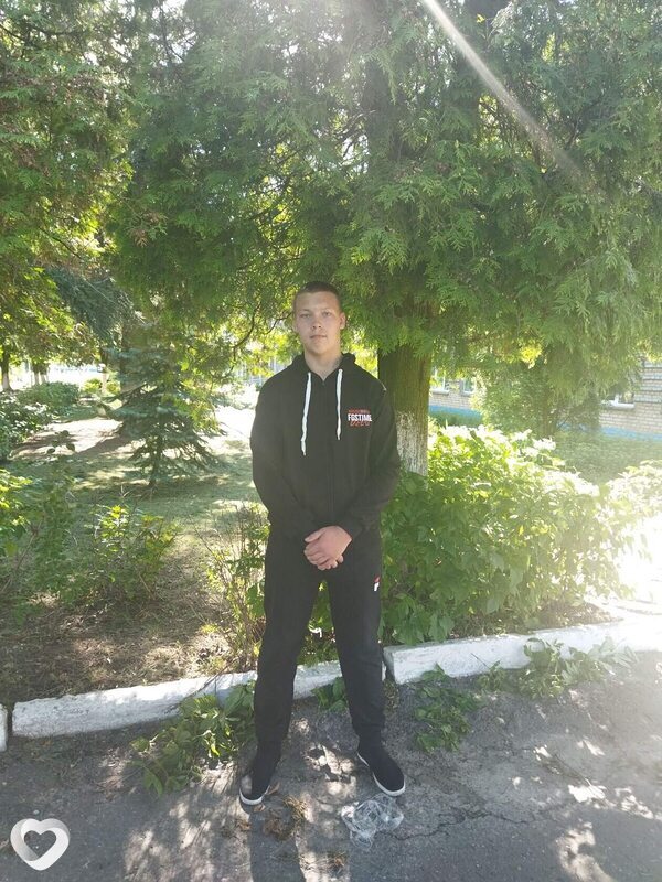 Вадим, 21, Гомеле — анкета №711532