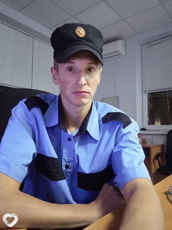 Максим, 26, Старом Осколе — анкета №711328