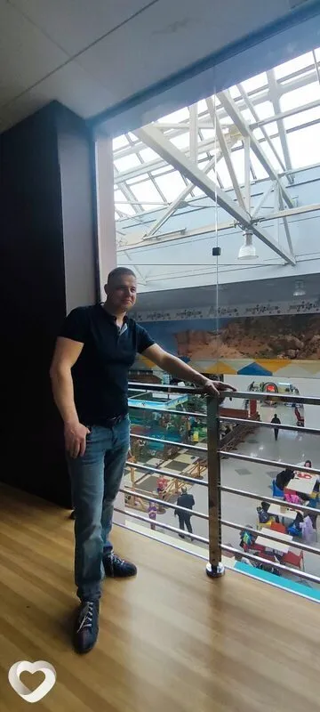 Владимир, 39, Бийске — анкета №712423