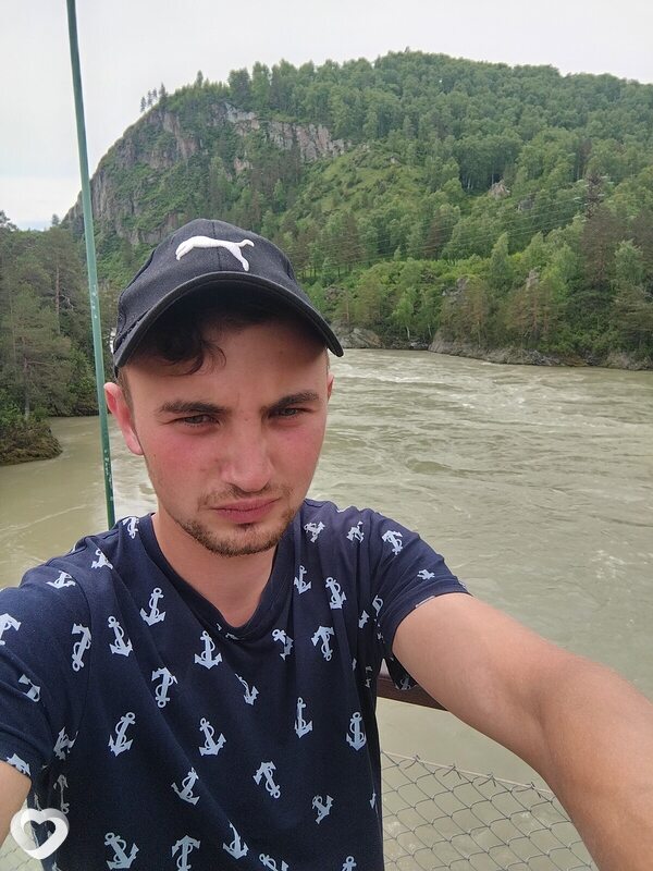 Виктор, 24, Барнауле — анкета №712555